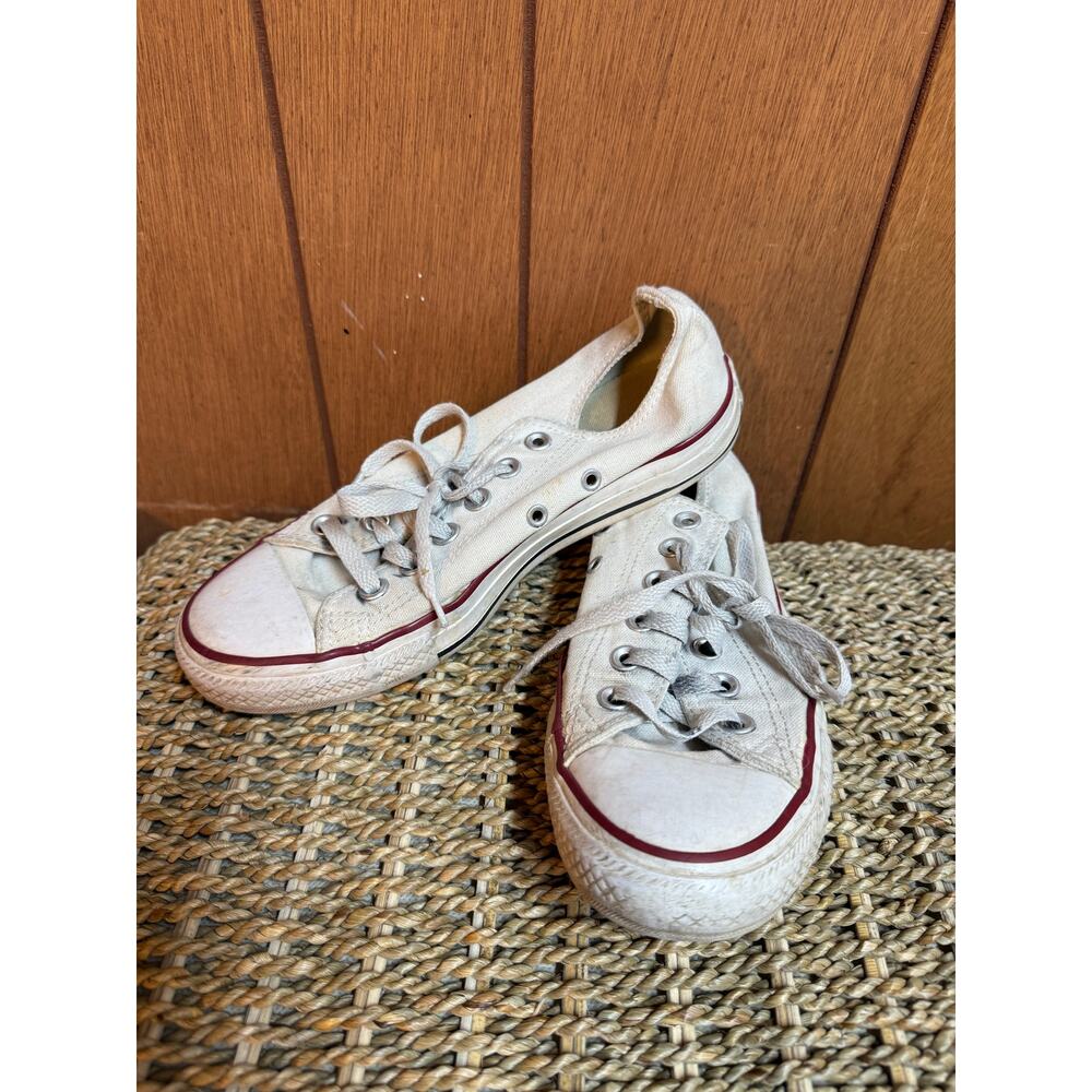 Converse All Star Women’s 7 Men’s 5 White Sneakers Tennis Shoes Retro Casual